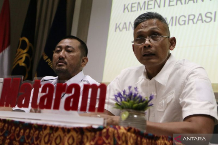 WNA Belanda Ditangkap Lantaran Buka Kelas Kerajinan Gerabah di Mandalika