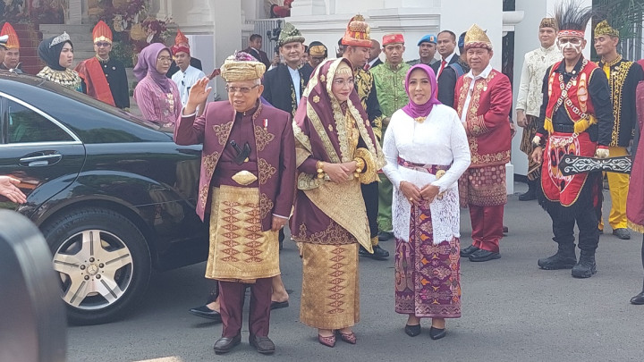 Wapres Pilih Pakaian Adat Sumatra Barat di HUT ke-78 RI