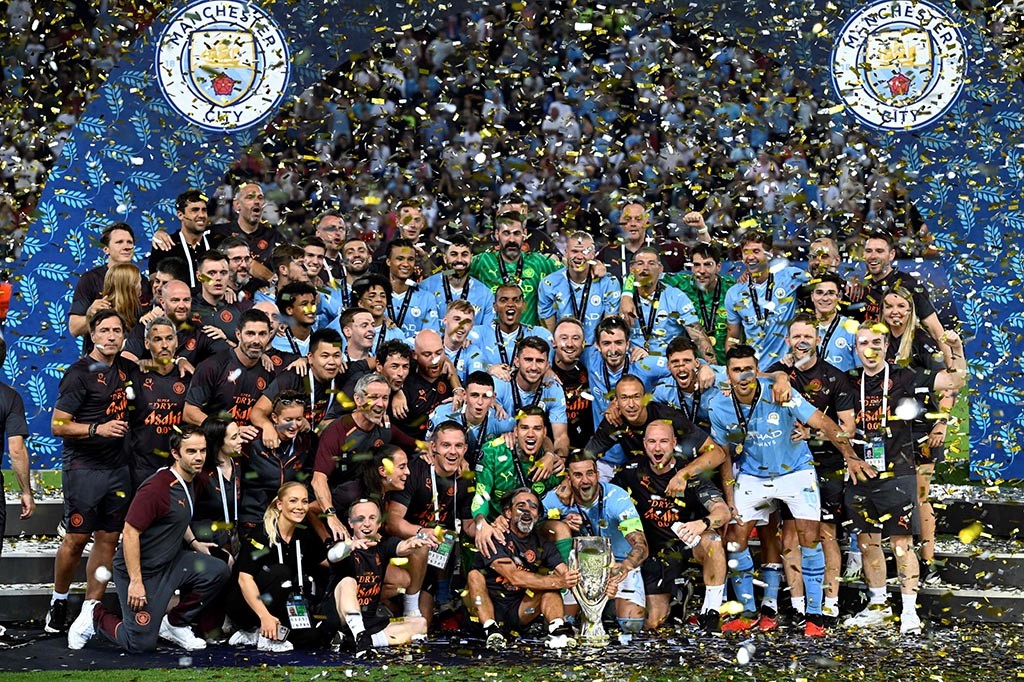 Foto Terpopuler: Man City Juara Piala Super Eropa Hingga Anies Upacara HUT RI di Lebak Bulus