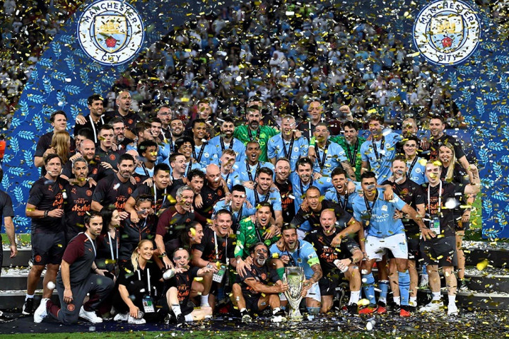 Foto Terpopuler: Man City Juara Piala Super Eropa Hingga Anies Upacara HUT RI di Lebak Bulus