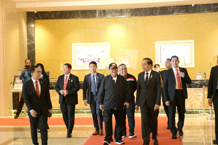 Bertemu Jokowi di Medan, Oso: Kami Guyon Juga Bicara Serius