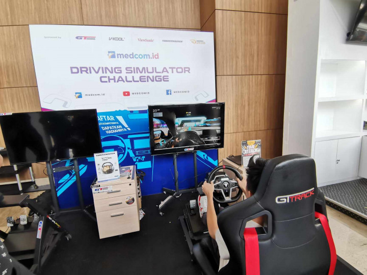 David Jadi Pemenang Driving Simulator Challenge Medcom.id