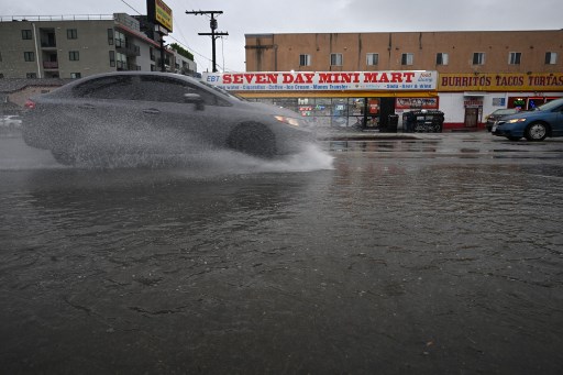 Satu Tewas dalam Terjangan Badai Hilary di Meksiko