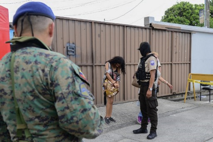 Ngeri! Mobil Wali Kota Ekuador Diberondong 30 Tembakan Jelang Pemilu