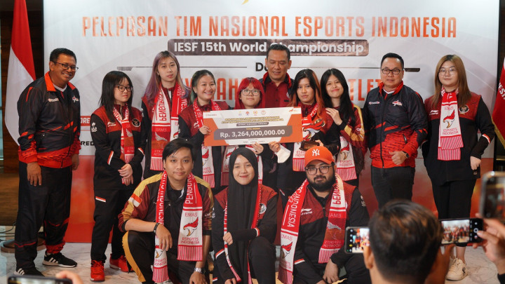 PB ESI Resmi Lepas Timnas Esports IESF 15th World Esports Championships 2023