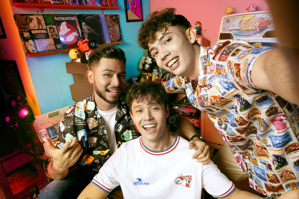 Bernostalgia dengan Busana Era 90-an (Foto: instagram)