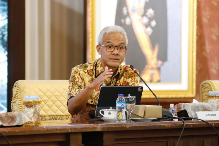 Beda Jawaban Tantangan Debat Capres BEM UI: Ganjar Tolak Halus, Anies Sambut Hangat