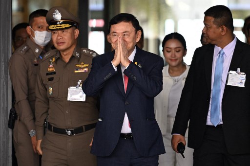 Tiba di Thailand, Thaksin Langsung Dipenjara 8 Tahun