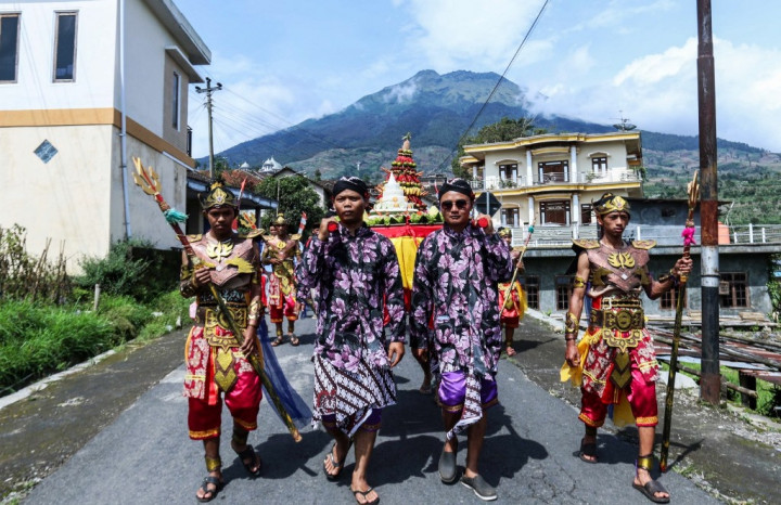 Tawarkan Pesona Gunung Sumbing, Tlilir Art & Culture Festival Dapat Dukungan dari Menparekraf Sandiaga
