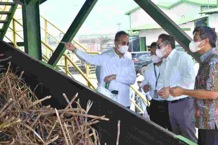 Demi Capai Swasembada, Menperin Dorong Pabrik Gula Terintegrasi