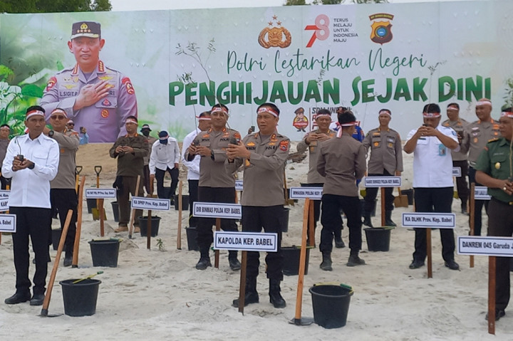 Lestarikan Lahan Eks Tambang, Polda Babel Tanam 10 Ribu Pohon