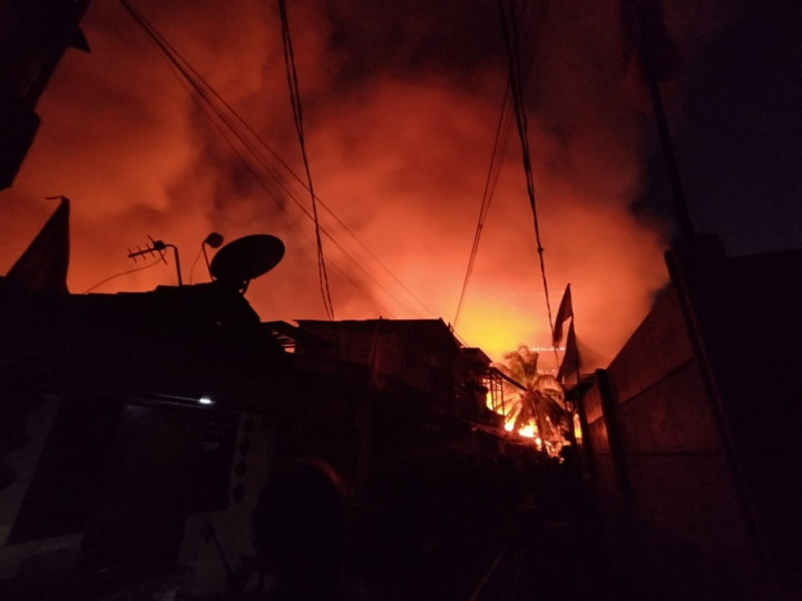 Kebakaran Permukiman Dekat Pemkot Jakpus, Dua Orang Tewas