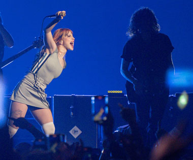 Hayley Williams <i>Ngebet</i> Banget Kolaborasi Bareng SZA