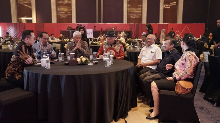 Perkembangan Pasar Dinilai Membuat Pengadaan Barang dan Jasa Jadi <i>E-katalog</i>