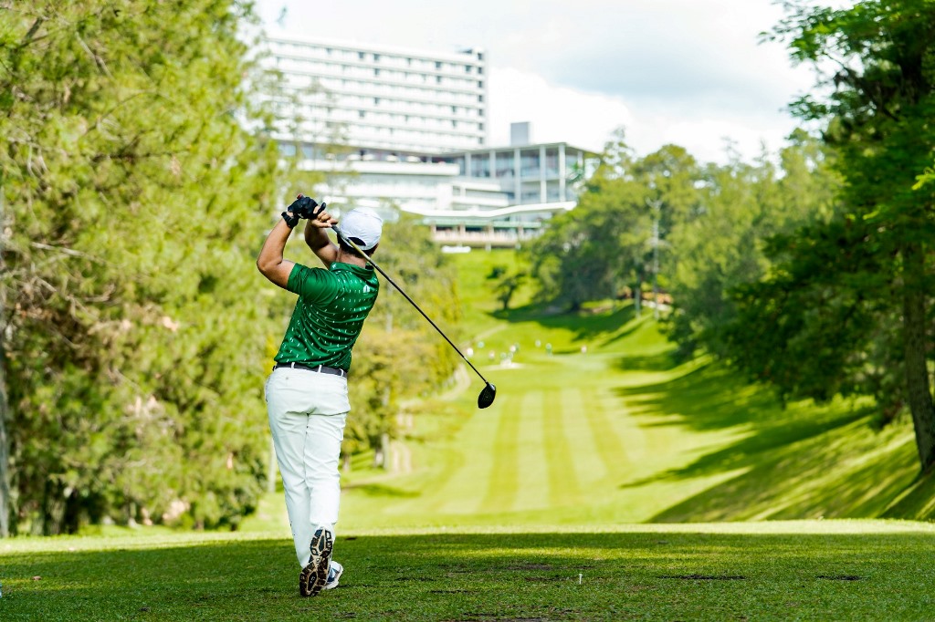 Kemas perlengkapan golf kamu untuk momen Stay & Swing di Swiss-Belresort Dago Heritage. Dok. Ist