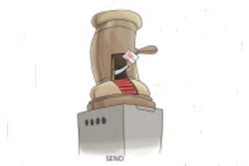 Pertarungan Usia Capres di MK