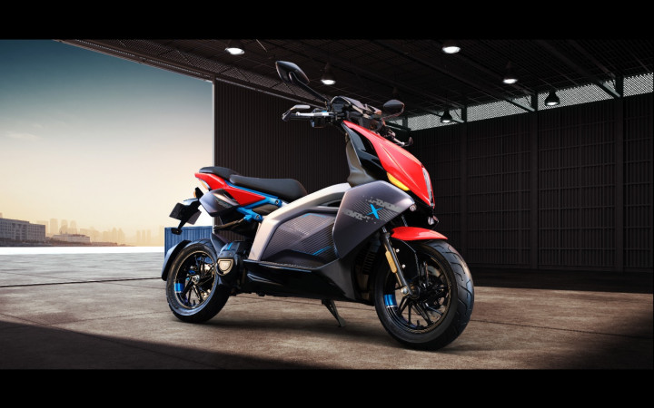Intip Spesifikasi Motor Listrik Canggih TVS X, Kapan Masuk Indonesia?
