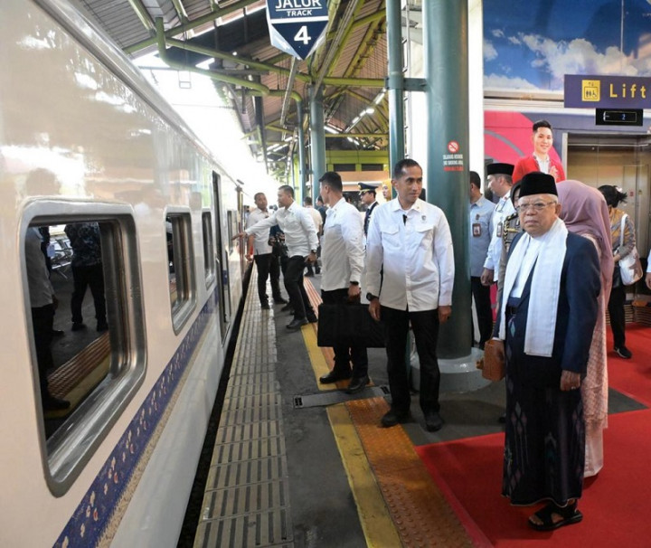 Wapres ke Cirebon Hadiri Haul ke-34 KH Aqil Siroj