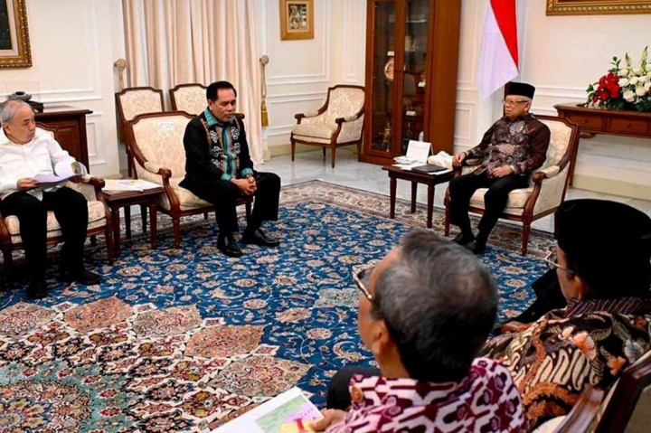 Foto Terpopuler: Kegiatan Wapres Ma'ruf Amin hingga 3 Orang Tewas dalam Penembakan di California