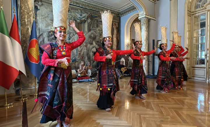 Seru! KBRI Roma dan Krida Budaya Hadirkan Pertunjukan Seni Tari Indonesia