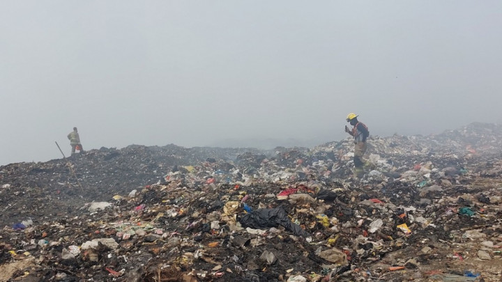 Dampak Kebakaran TPA Sarimukti, Seluruh TPS di Kota Bandung <i>Overload</i>