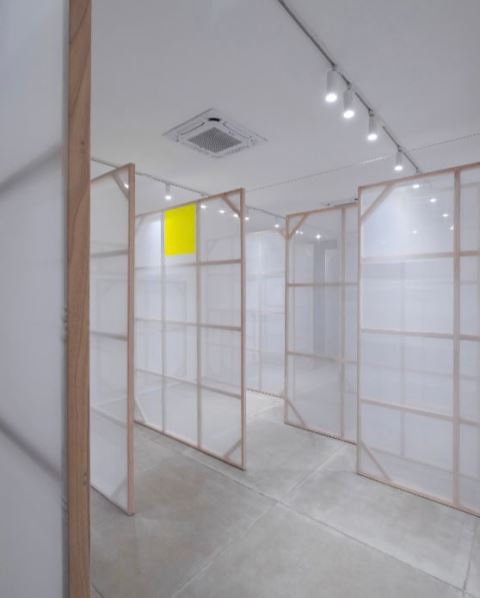 'To Be Square With', Karya Evi Pangestu Berikan Pengalaman Spasial di Galeri Kala Karya Jakarta