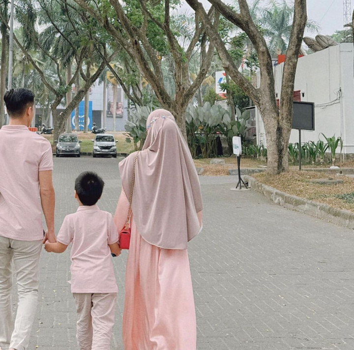 Larissa Chou Izin Menikah Lagi kepada Anak: Mama Izin Bawa Seseorang Ya