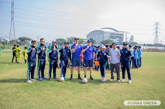 Cari Talenta Muda, Unesa Gandeng Klub Inggris Luncurkan Akademi Sepak Bola