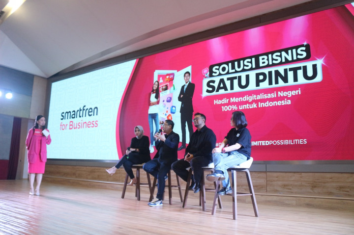 Smartfren Percepat Digitalisasi via Solusi Bisnis Satu Pintu