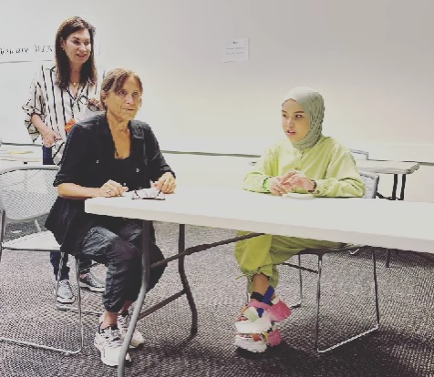 Jelang Tampil di Semifinal AGT 2023, Putri Ariani Bersekolah di Los Angeles