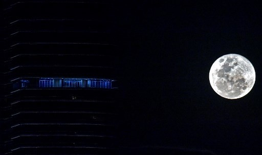 Mengenal Super Blue Moon, Termasuk Waktu dan Cara Melihatnya