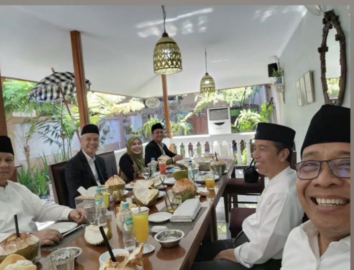 Stafsus Presiden Unggah Foto Jokowi Makan Siang Bareng Ganjar dan Prabowo