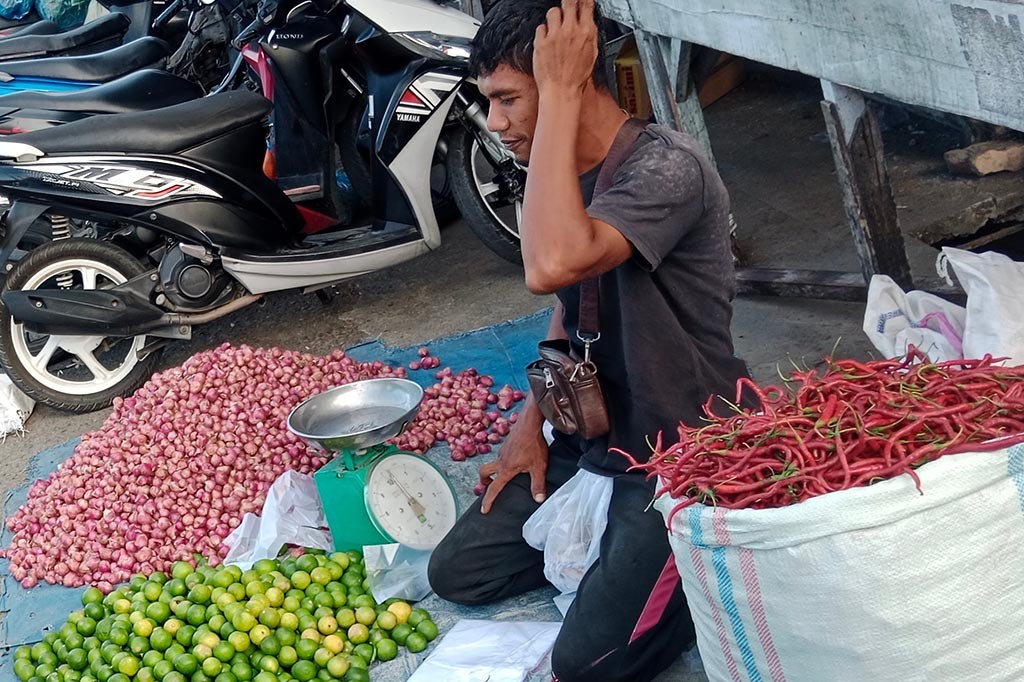 Foto Terpopuler: Harga Cabai di Aceh Melambung hingga Anies tak Khawatir Dukungan Parlemen Lemah