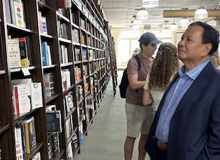 Prabowo Subianto Usulkan Wapres 4 Orang