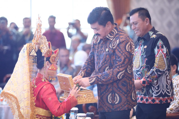 Menteri Hadi: Negara Hadir Selesaikan Konflik Agraria