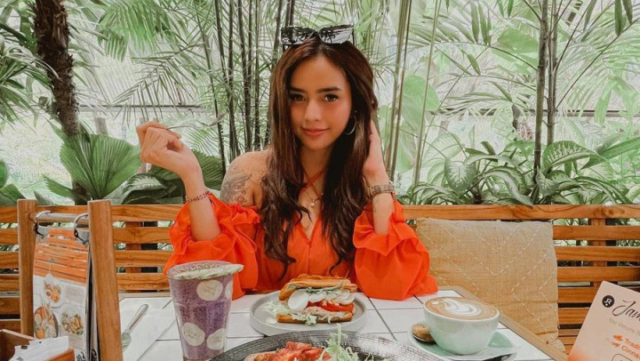 Verny Hasan Bantah Sindir Istri Denny Sumargo karena Belum Punya Anak