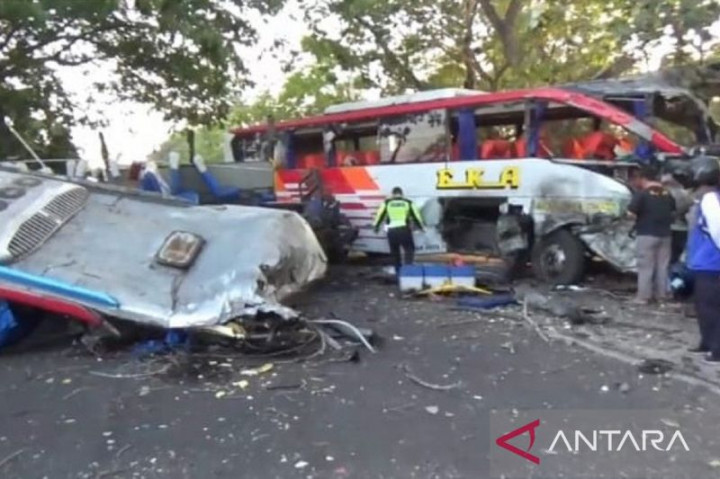 Kronologi Kecelakaan Maut Bus Adu Banteng di Ngawi: Berawal dari Sopir Hindari Pejalan Kaki