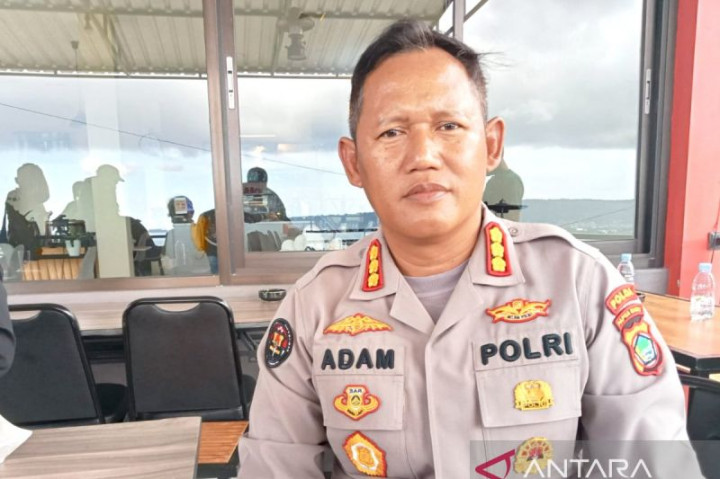 Polisi Tetapkan 3 Tersangka Pembakaran Kantor Distrik di Fakfak Papua Barat