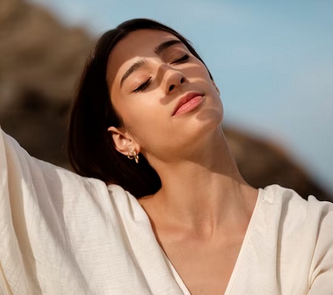 5 Hal yang Wajib Dihindari Ketika Kulitmu Terbakar Matahari