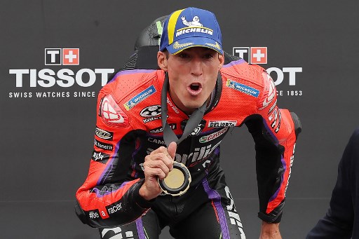 Menang Duel dengan Bagnaia, Espargaro Pimpin Balapan Sprint MotoGP Catalunya