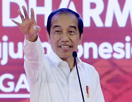 Yusril Siap Lindungi Jokowi dari Serangan Hukum usai Lengser