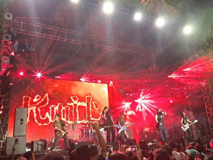 Tampil di Synchronize Festival 2023, Otong Koil Menyesal Nyanyikan Lagu Baru