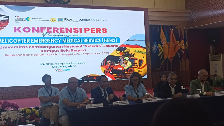 UPNVJ Jadi Tuan Rumah Pelatihan Kedaruratan Medis Berbasis Helikopter