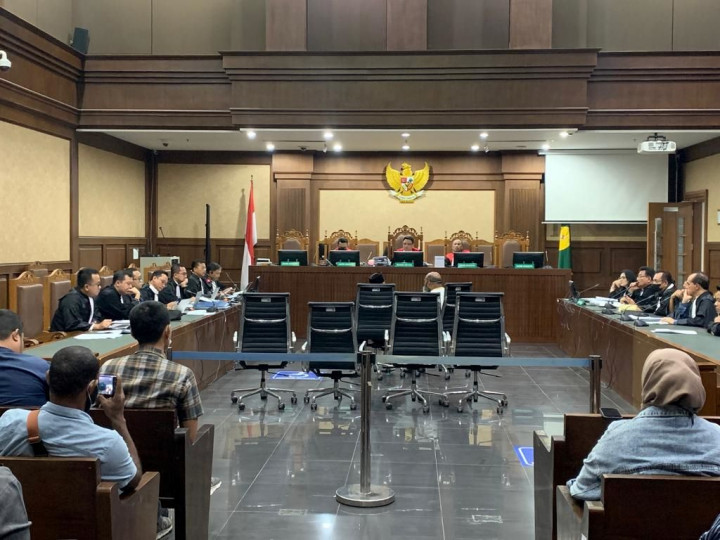 Kesal Dicecar Jaksa, Lukas Enembe Ucapkan Kalimat Kotor di Persidangan