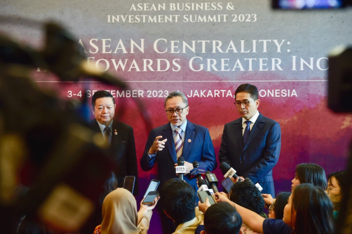 Mendag Zulkifli Hasan: Satukan Komunitas Bisnis Dorong Kemajuan Perdagangan dan Investasi ASEAN