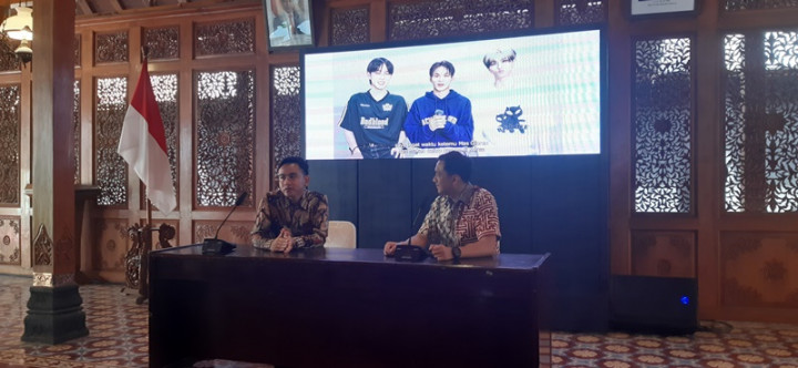 K-Pop XODIAC Manggung di Pura Mangkunegaran, Gibran Gelar Sayembara