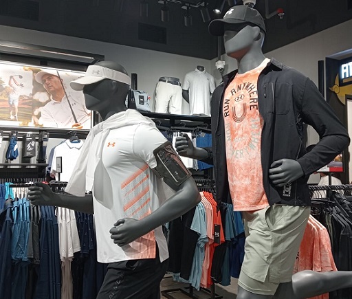 Tampilan toko Under Armour di Mal Senayan City, Jakarta. (Foto: Dok. Yuni)