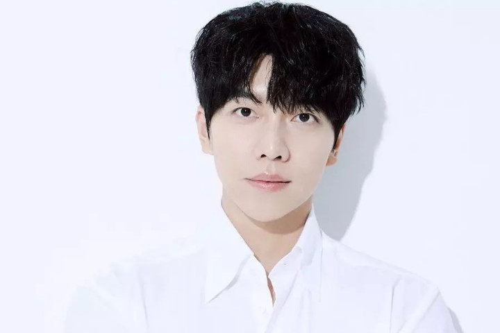 Kontroversi Lee Seung Gi Batalkan Acara Sepihak, Ini Penjelasan Agensi
