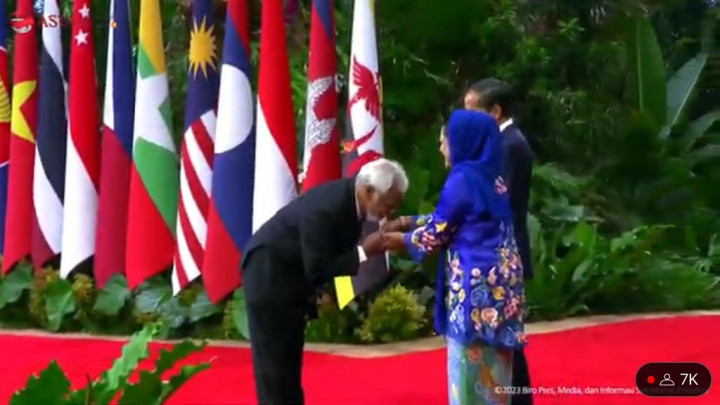 Para Pemimpin ASEAN Disambut Presiden Jokowi, Xanana Cium Tangan Iriana