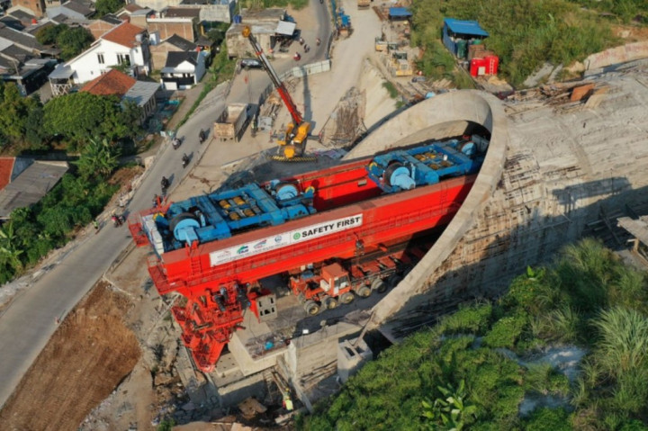Bepergian dengan Kereta Cepat Semakin Mudah ke Stasiun Bandung